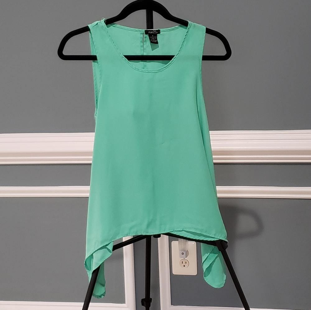 RUE 21 Mint Green Sleeveless Blouse Size Small
